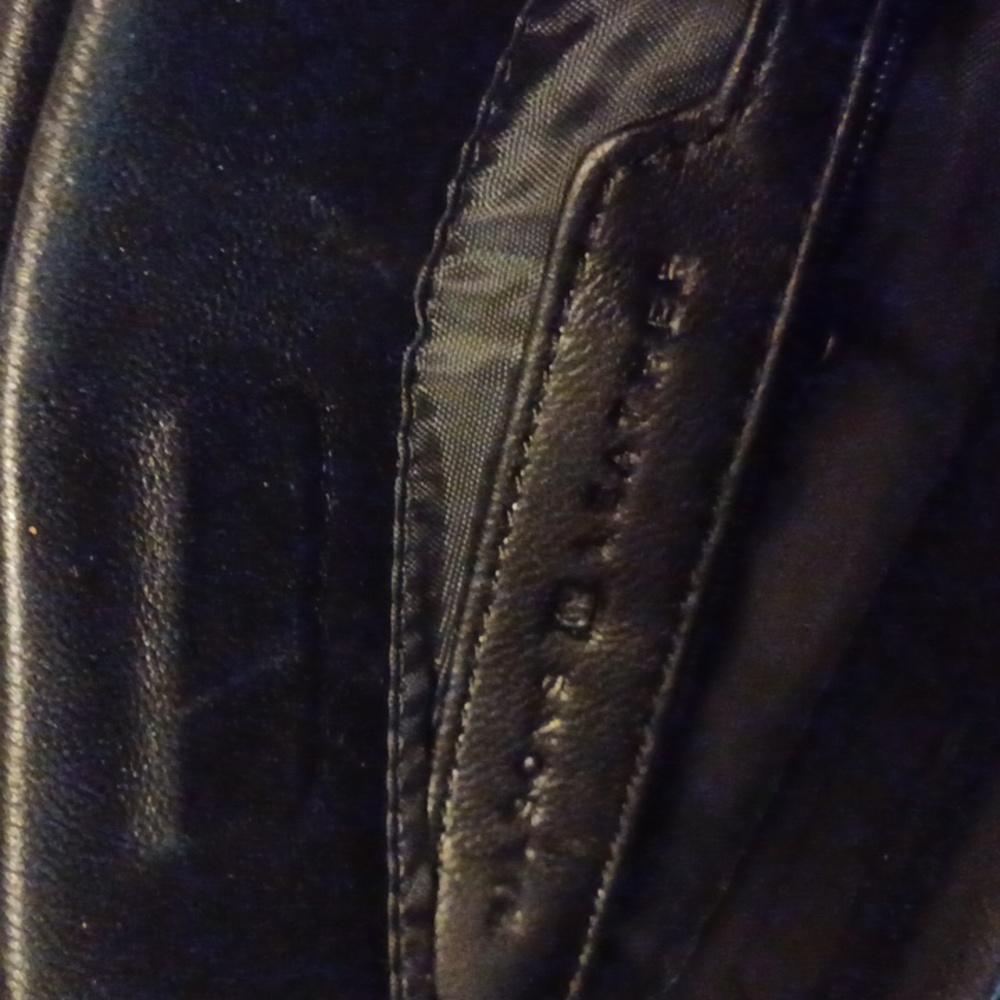 Purse - Picture 2 of 5